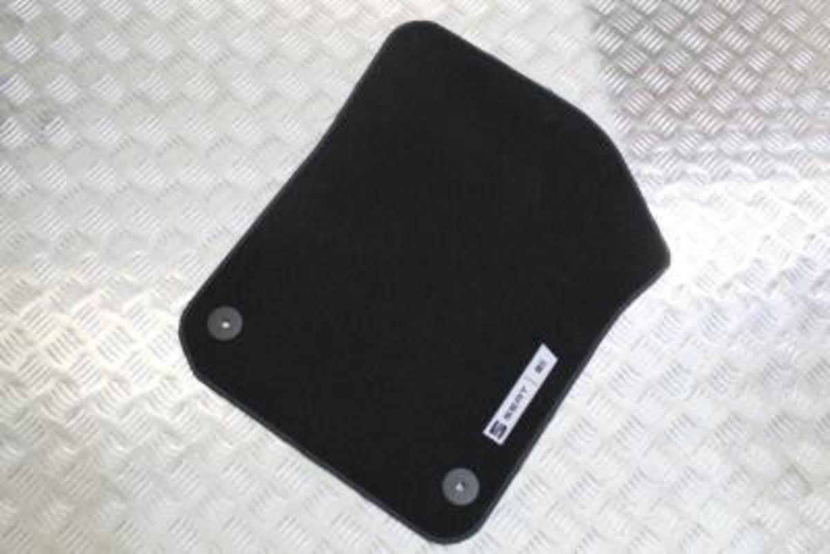 Tailored Black Carpet Floor Mats – 4-Piece Set For SEAT Mii 2012-Present – UK Made